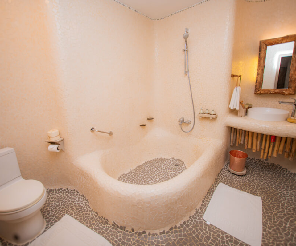 Barahi Jungle Lodge