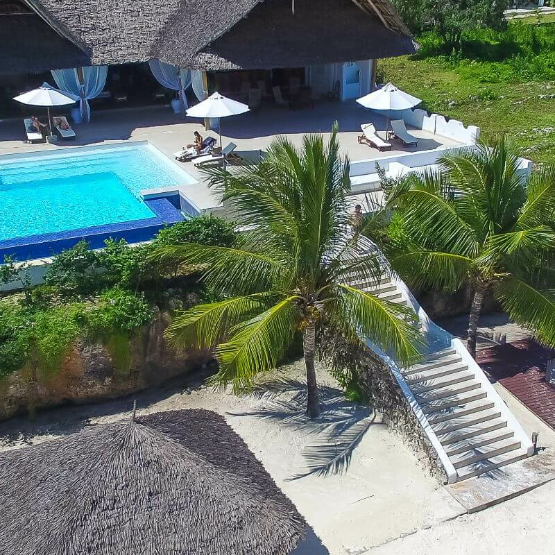 Kono Kono Beach Resort
