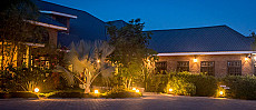 Airport Planet Lodge