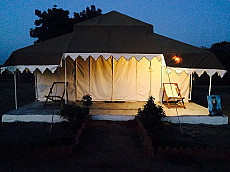 Leopard Safari Camp