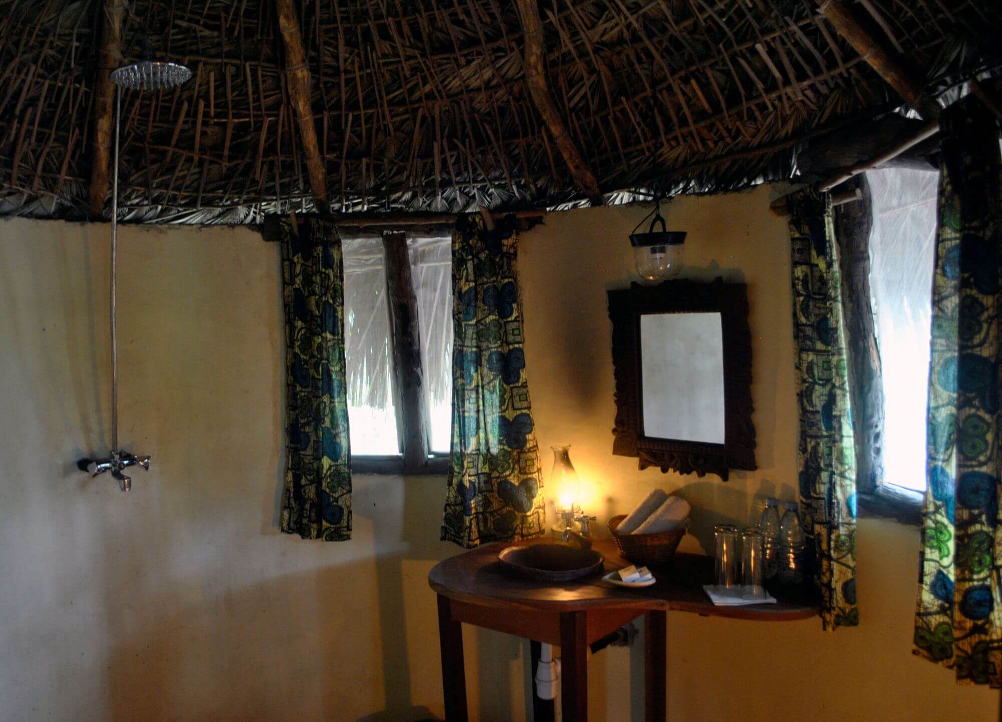 SelousRiverCamp-Cottage-Interior2 - 